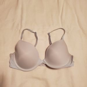 Wear everywhere tshirt bra 34C